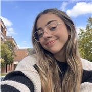 Estudiante de Logopedia, doy clases de ESO, primaria… Terminé bachillerato de ciencias biológicas y tecnológicas y sigo formándome